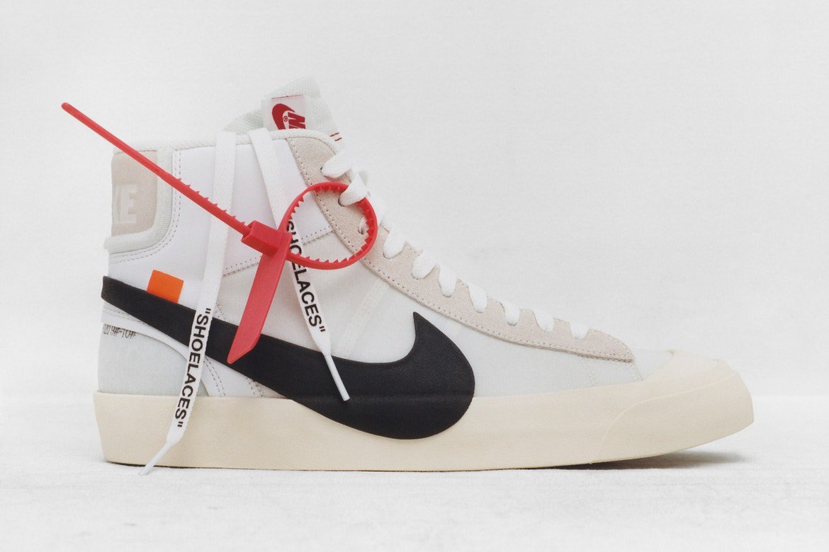 HYPEBEAST's tweet photo. RT if you GOT 'EM on the @Nike SNKRS app today. 🙏 
https://t.co/sunDcb9YLq https://t.co/m6PXUl3jwa