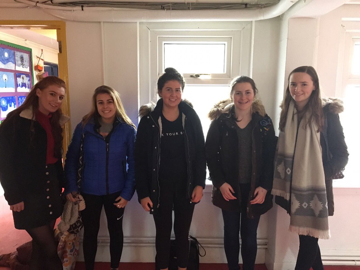 UniGalwayALIVE's tweet photo. It’s the last week of volunteering with homework clubs #examsaroundthecorner photo of one school volunteers - at the local school had a great semester #MondayGang https://t.co/XerGwOjpAK