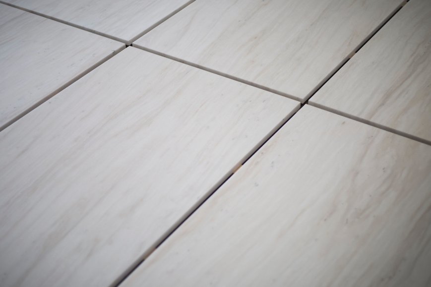 GDStones's tweet photo. Magda White is an exclusive dolomitic marble that is becoming more and more popular. The creamy grey base colour is of the moment, as are the linear striations across the surface. Order a sample today! https://t.co/IxM7C2oMCi #architecture #interiordesign #naturalstone https://t.co/e1Hs4zuwQo