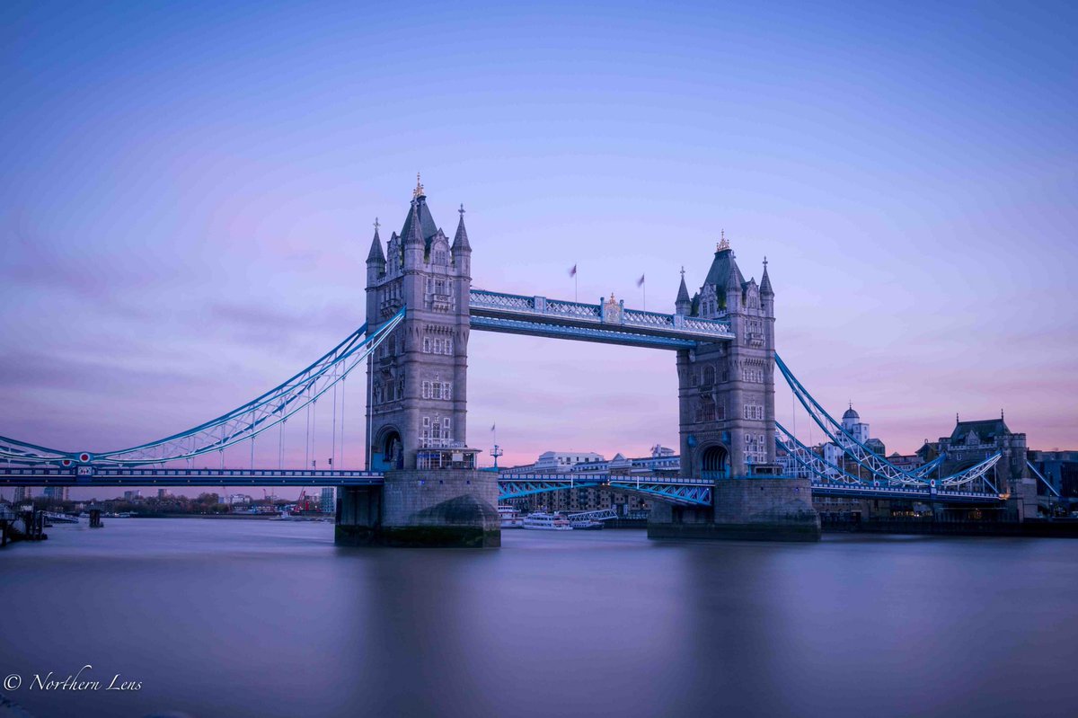 NorthernLensUK's tweet photo. Sunset at Tower Bridge #WexMondays #sharemondays #fsprintmonday #London #sunset #TowerBridge #photographer https://t.co/WsjB9hV1BO