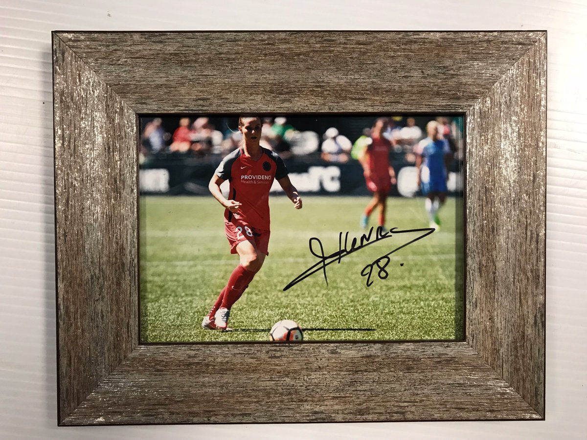 PTStandTogether's tweet photo. Only a few hours left to bid on our 2017 NWSL Champions @ThornsFC auction! Dont miss out on these exclusive items! Auction closes today at 4:00! https://t.co/qHepSbcQ54 #BAONPDX https://t.co/Mupqejytbi