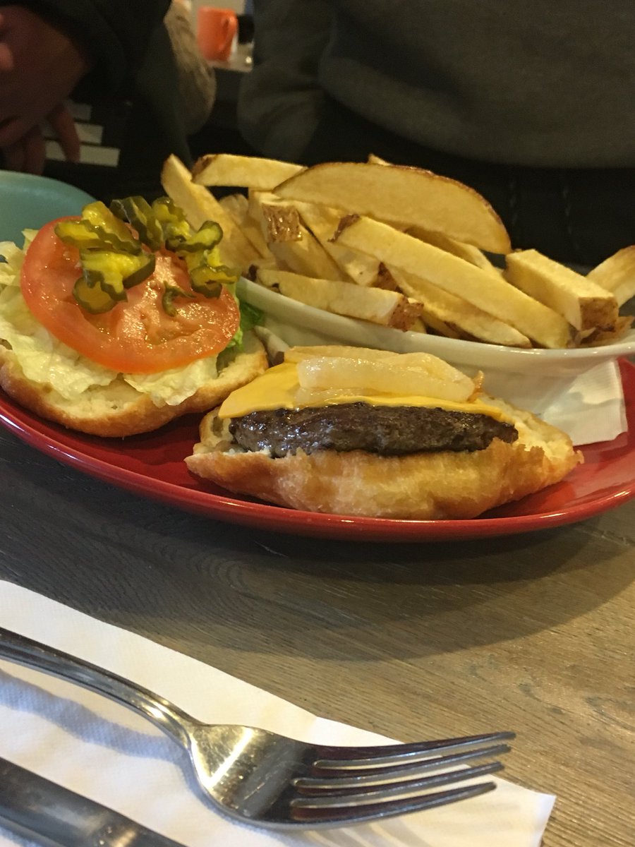 flynn_o1's tweet photo. Amazing Case Study we did about @BannockYQR the food is fresh and local! Also thanks to @tysonliske for judging our presentations. Here’s a pick of a delicious bison burger #ymmm #BST20 https://t.co/SjvpC2tSs2