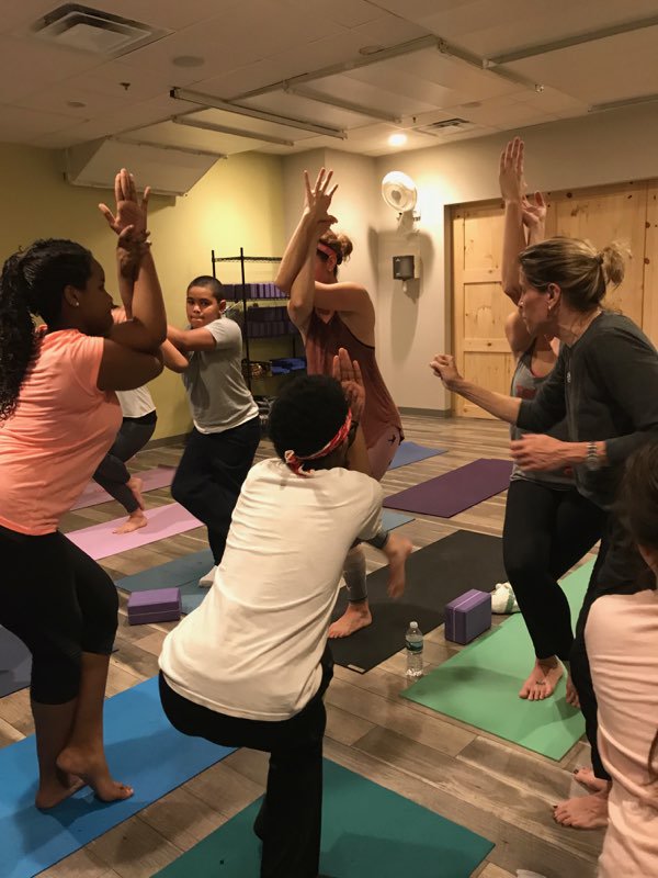 BigsofCT's tweet photo. Yesterday Bigs Ignite hosted a free, hour-long introductory yoga class at The Yoga @TheYogaShop_CT in West Hartford for Bigs and Littles. Bigs Ignite, Littles, Bigs + Yoga = FUN! 😀
 
 #nbbbs #CTmentoring #mentoringworks #bbbsa #bbbsaamerica #bigsignite https://t.co/Pg2ZqX595e