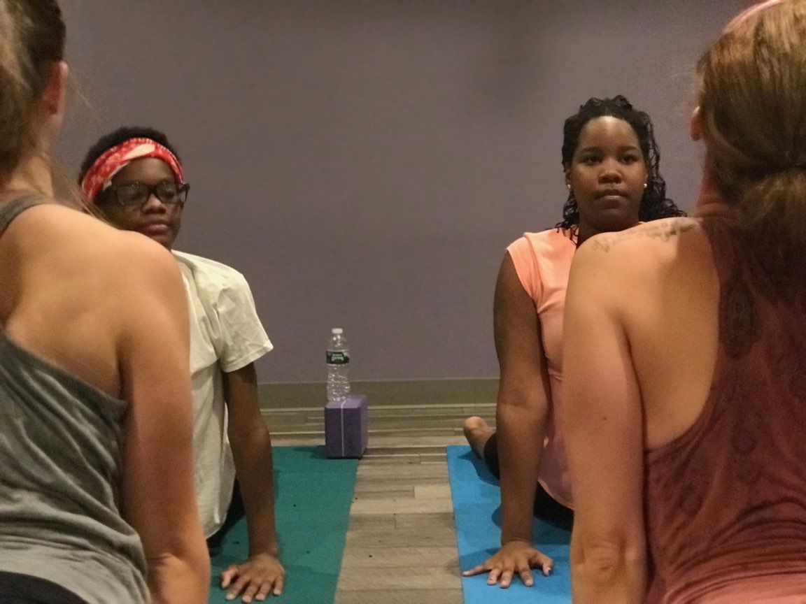 BigsofCT's tweet photo. Yesterday Bigs Ignite hosted a free, hour-long introductory yoga class at The Yoga @TheYogaShop_CT in West Hartford for Bigs and Littles. Bigs Ignite, Littles, Bigs + Yoga = FUN! 😀
 
 #nbbbs #CTmentoring #mentoringworks #bbbsa #bbbsaamerica #bigsignite https://t.co/Pg2ZqX595e