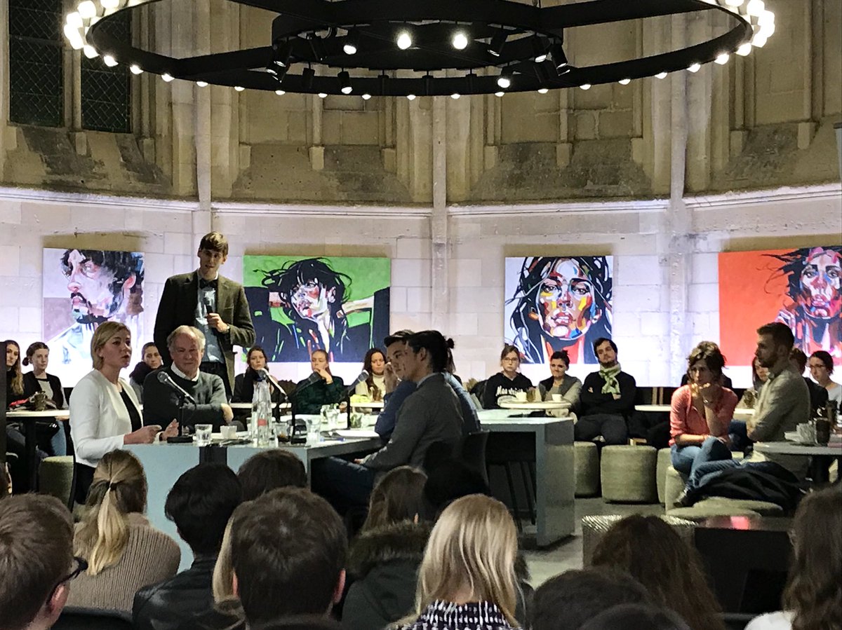 HennaVirkkunen's tweet photo. We need to promote the growth of #SharingEconomy in Europe. A level playing field, innovation-friendly environment and future-proof digital infrastructure are key factors💡#DebateCafe #StudiumGenerale @maasuniversity https://t.co/HbW7WVc4wm