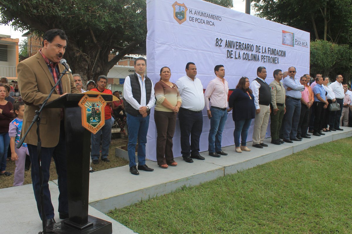 TodosSomosPR's tweet photo. #PozaRica Celebraron los 82 Años de la Colonia Petromex #TodosSomosPozaRica https://t.co/qoA9xYPv5V https://t.co/xSKeOT3VlD