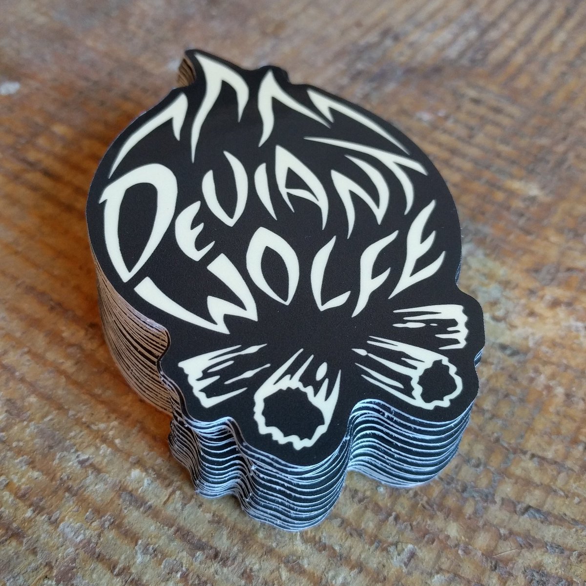 sticker_wolf's tweet photo. Fiery new #slappers for @deviantwolfe - #slaps #slapstickers #stickerslaps #stickers #sanford #florida #craftbeer #brewing #brewery #deviantwolfe #campfire #fire #beer #stickerwolf https://t.co/bfA10xe8BV