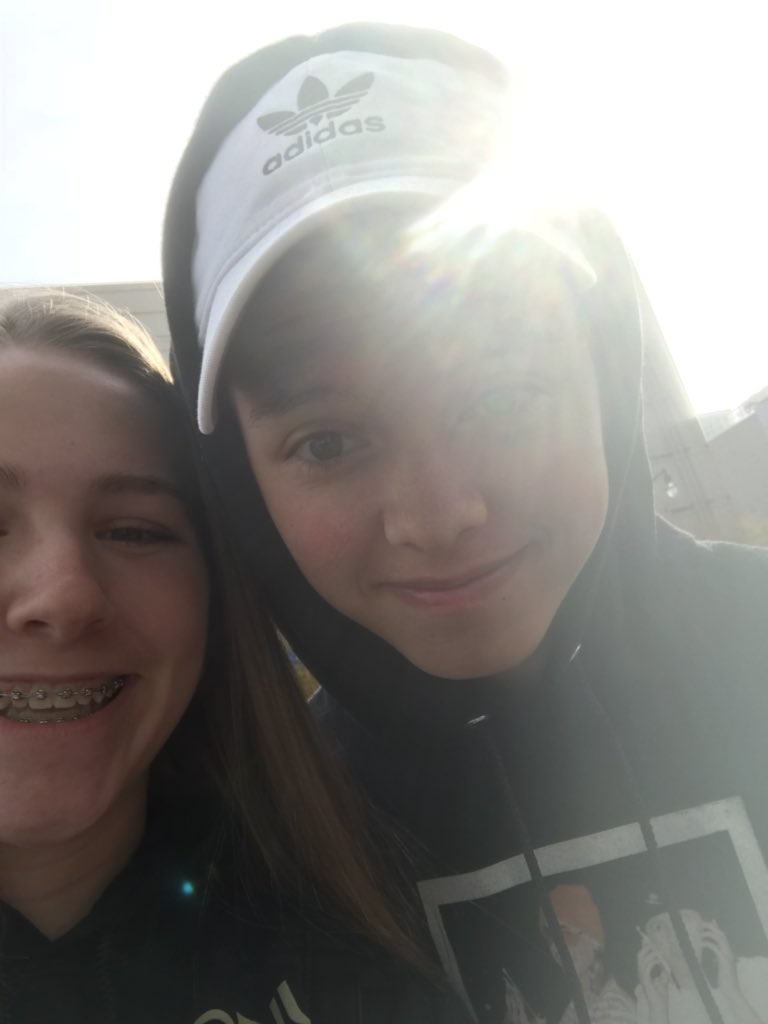 hotgrIbummer's tweet photo. @jacobsartorius BUT LOOK AT UR LITTLE SMILE U ARE ADORABLE https://t.co/QV81NmeaM0