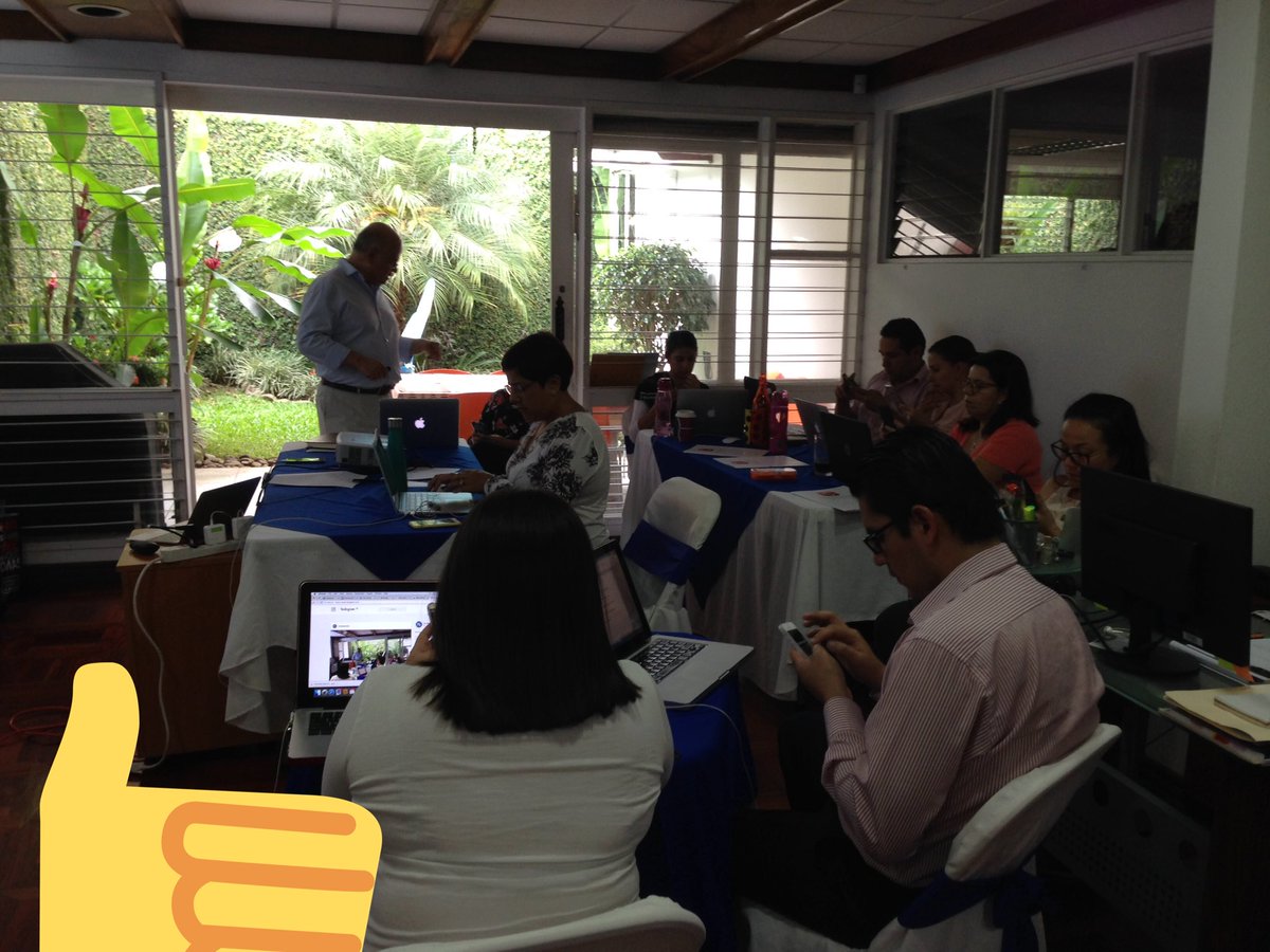 FannyAQ's tweet photo. Hoy en capacitación #ICCESJ 😊 https://t.co/zvt6203cXR