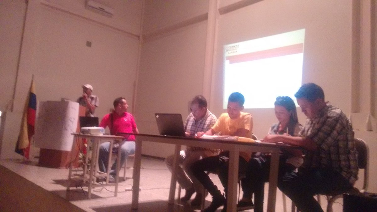 salamppepalavec's tweet photo. @gestionperfecta  Encuentro Somos Venezuela en el LB Héctor Rojas Meza Palavecino dando a conocer lineamientos emanados por nuestro Presidente Nicolás Maduro @MirnaT_Vies https://t.co/vdLOeYj7XD