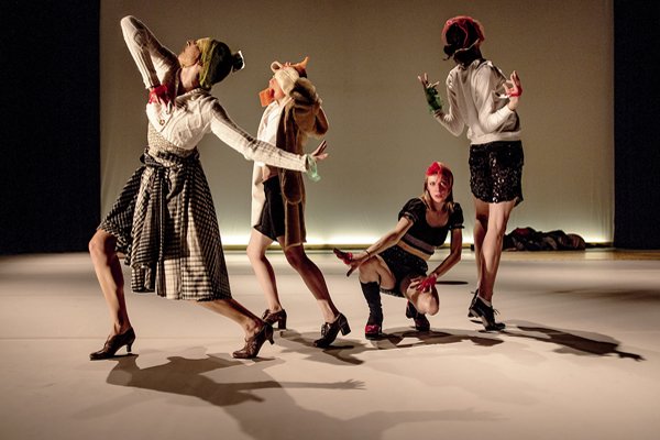 Maisons de la culture tweet media