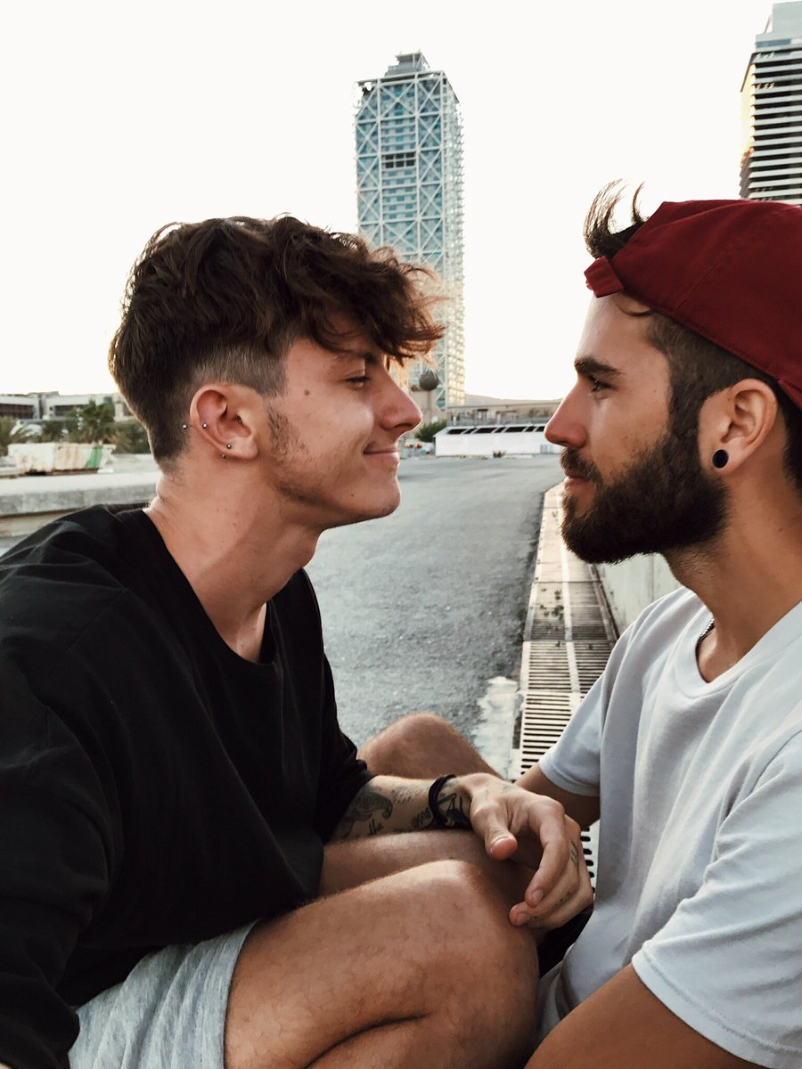 jonwiergo's tweet photo. ❤️👬 https://t.co/e1QpQaqVoy