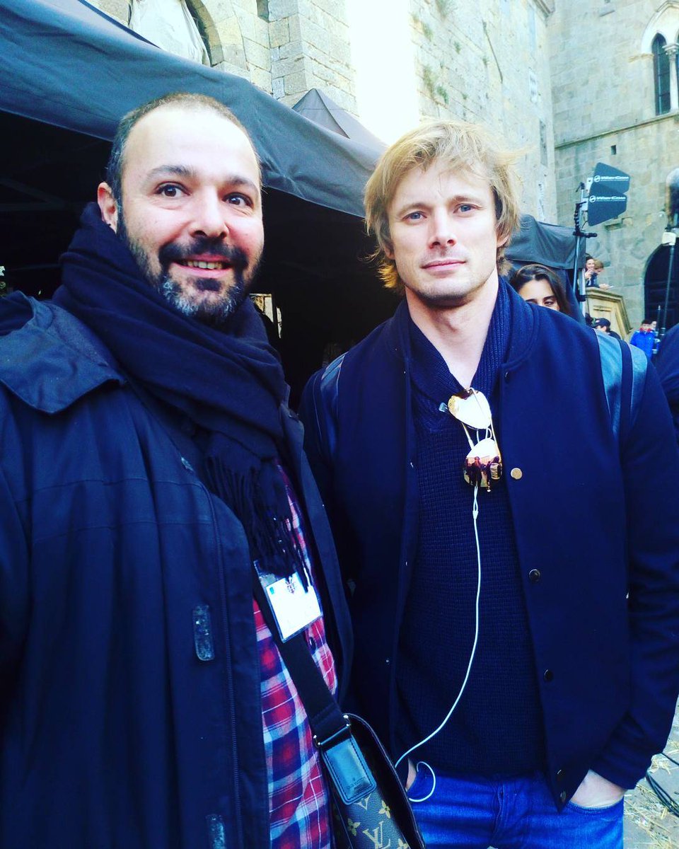 BradleyJamesIT's tweet image. #NEW; 

› Bradley James insieme al parrucchiere de I Medici, alessio_aldini.

G.