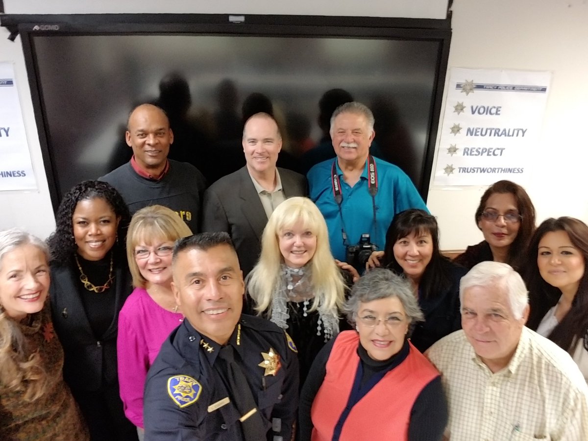 tracypdchief's tweet photo. CAB members surprised me to wish me a happy bday...thank you sooooo much :) :) https://t.co/ziPUnuRITG