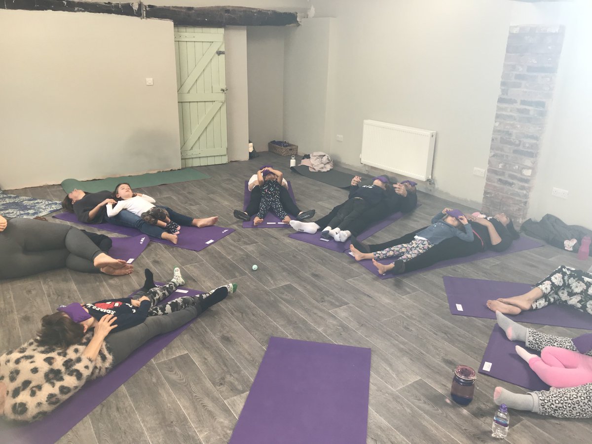 MNezbedova's tweet photo. Family yoga. Age group 4-7 years old.
Mindfulness#storyYoga#familyYoga#yewTreeHolistics#AlderleyEdge https://t.co/HcJ0TcOng8