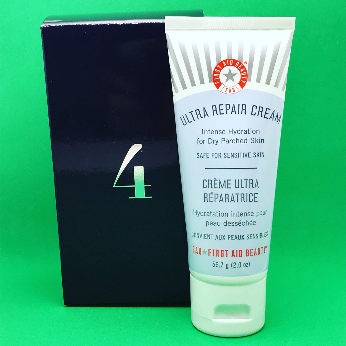 beautyoga_'s tweet photo. Hoy le ha tocado el turno a esta crema que ya conozco y que es una maravilla para el invierno, la #ultrarepaircream de @FirstAidBeauty , repara y protege sin ser “pastosa”, es muy agradable. A mí para la moto con el frío y las calefacciones me va perfecta! #lfadventcalendar https://t.co/LS9xdcpm4D