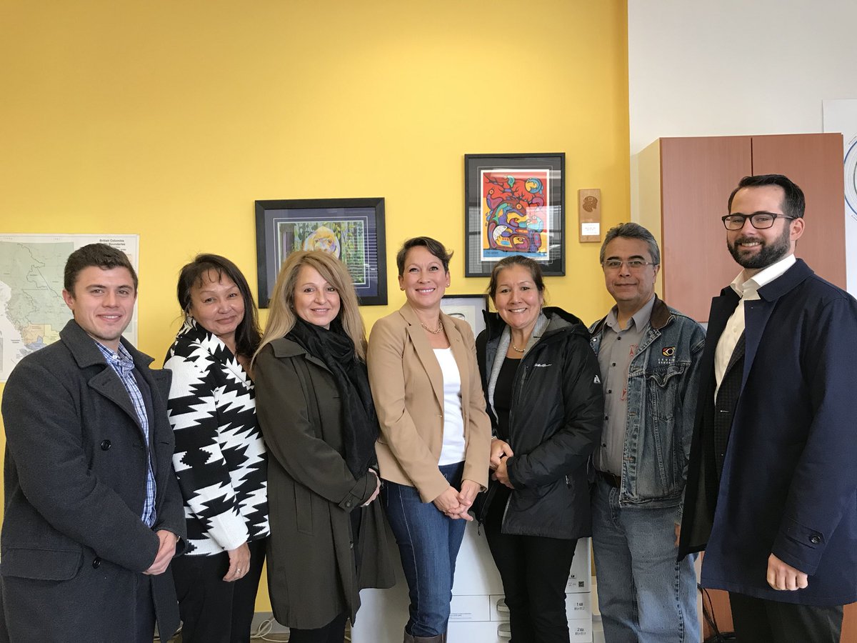 melaniejmark's tweet photo. Thank you @FNESC and #IAHLA for meeting with me last week to talk about language, culture, innovation and opportunities for collaboration! I can’t wait to see the work you’re doing in person. https://t.co/1ZHTznj8XT