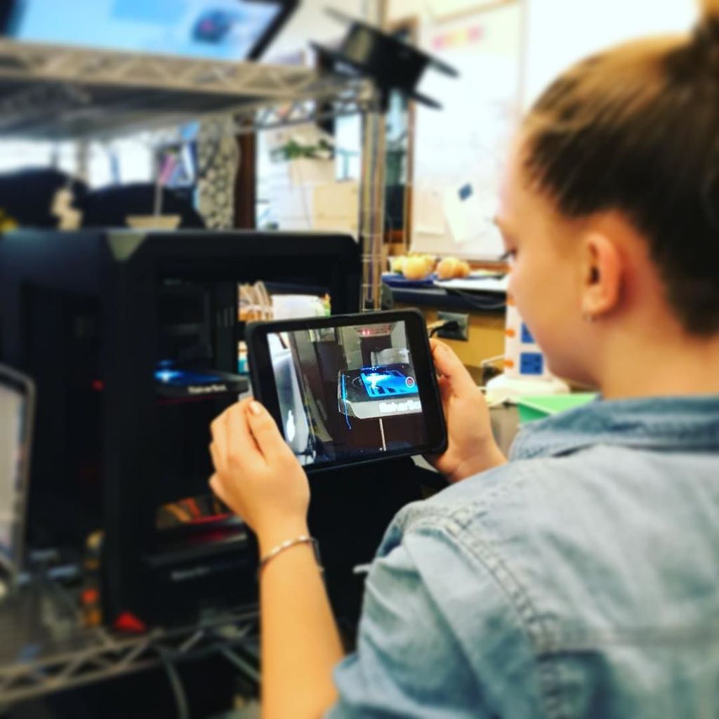 mpmseagles's tweet image. Students documenting their #bsd3d engineering design process. #PARKlife #bsdfutureready #MsTranParta ift.tt/2mL3F9v