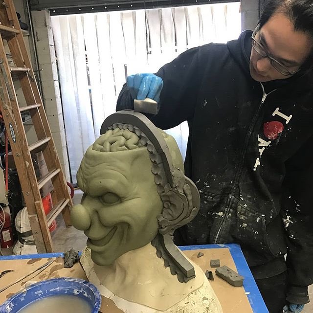 AHSxES's tweet photo. The bump / Brainiac

#AHSCult https://t.co/nFE2ckRXPz