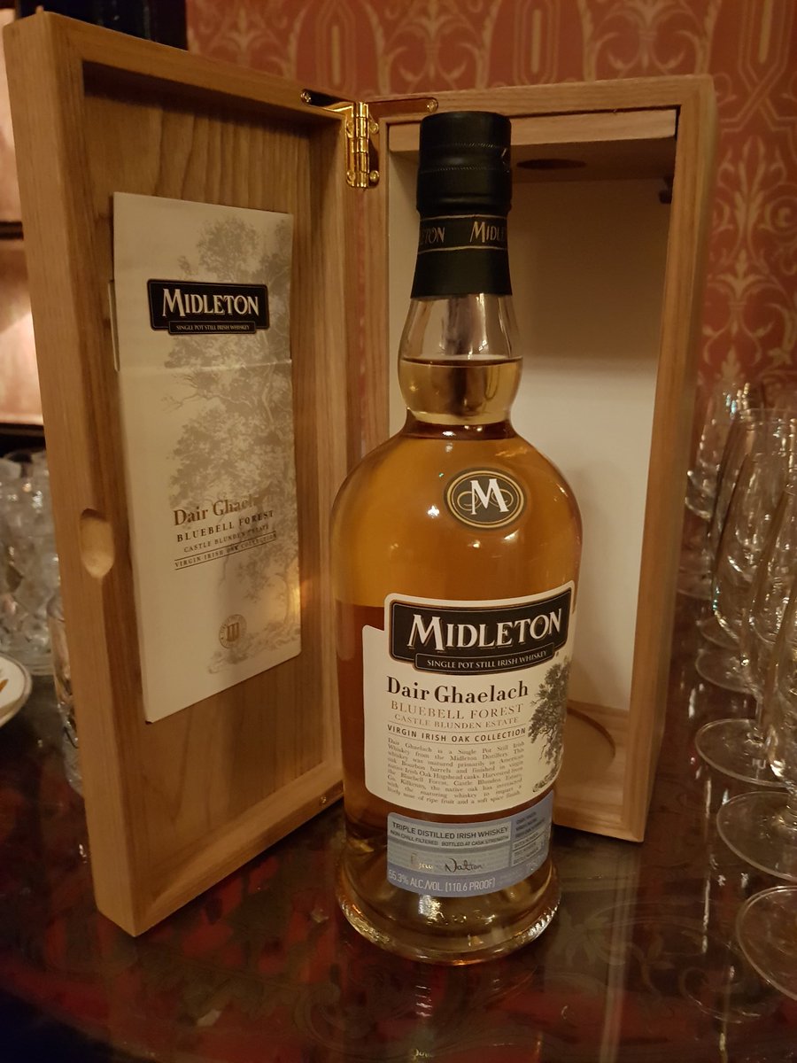 IrishWhiskeyMag's tweet photo. 5 * hotel @MerchantHotel and 6 5* and very different trees of Dair Ghaelach. Fabulous night tasting all 6 trees from the Bluebell range. https://t.co/RXiCUQfN8h