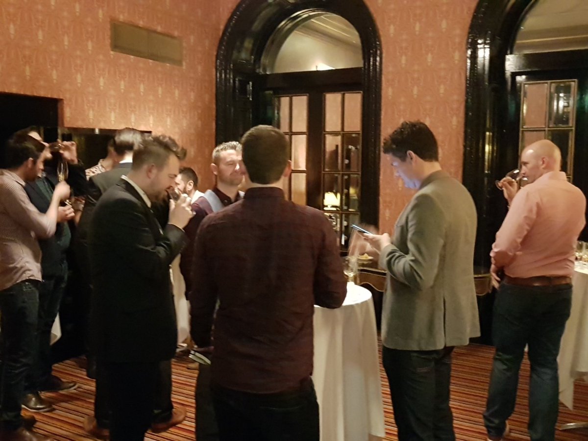 IrishWhiskeyMag's tweet photo. 5 * hotel @MerchantHotel and 6 5* and very different trees of Dair Ghaelach. Fabulous night tasting all 6 trees from the Bluebell range. https://t.co/RXiCUQfN8h