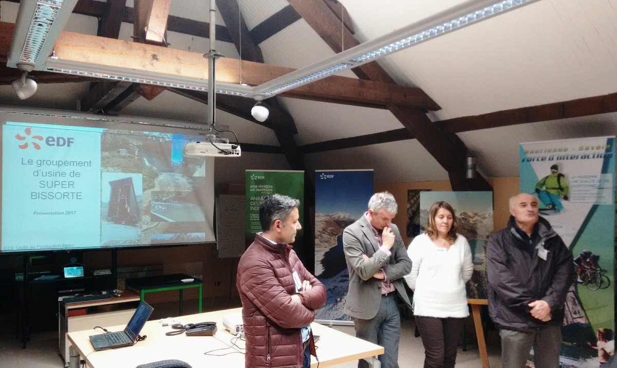 Florian_Paris_'s tweet photo. Merci @EDF_PaysSavoie pour l'accueil &amp; la visite de la centrale hydro de Super Bissorte à Orelle
Aper'éco @AURAentreprises #Savoie #Maurienne https://t.co/gOoe0ryea6