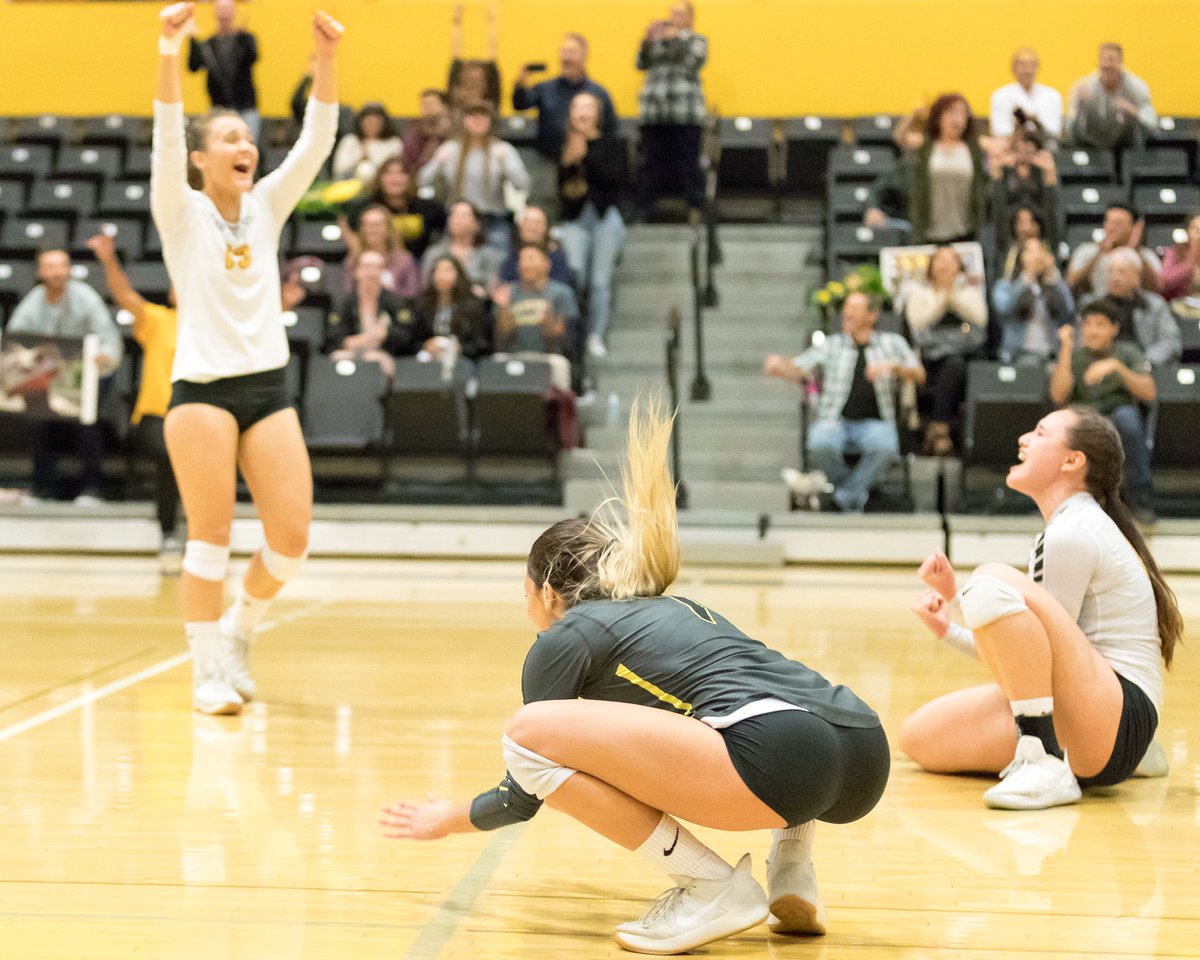 Cal State LA Athletics (@lagoldeneagles) on Twitter photo Thanks for all the reasons to celebrate this season <a href="/CalStateLAVB/">Cal State LA Volleyball</a> π
#WeAreLA Thanks for all the reasons to celebrate this season <a href="/CalStateLAVB/">Cal State LA Volleyball</a> π
#WeAreLA