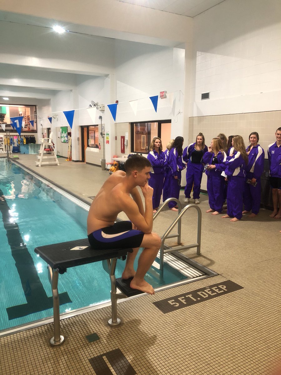 Middies_Swim's tweet photo. Logan as the “Thinker” #AquaMiddies https://t.co/W1KTKI8r3H