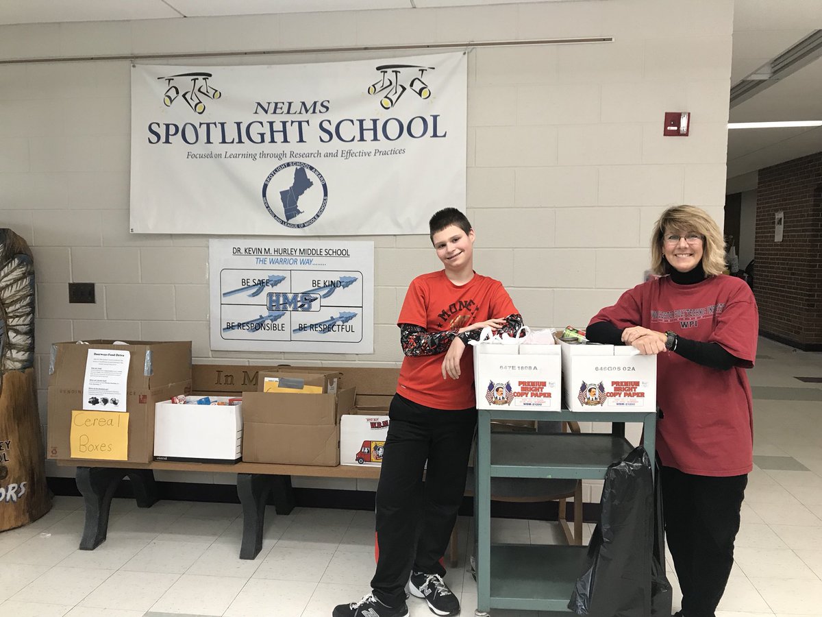 TheRealHMSSC's tweet photo. Superb job collecting PB, canned soup, and other goods for families in need, HMS! Here’s @abletorun and Corey with all your generosity, boxed up and ready for Doorways!@MikeMantonBSU @sandstromm02771 @HurleyMiddle https://t.co/5UpyDrHbX2