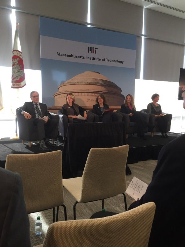 suetash's tweet photo. Proud to support my NECC colleagues discussing the new Early Childhood CBE initiative @ the Governor's Digital Learning Conference today! @NECCnewsroom @profjcarson @kim_burns #MAeLearnConv https://t.co/gO4UxSoQah