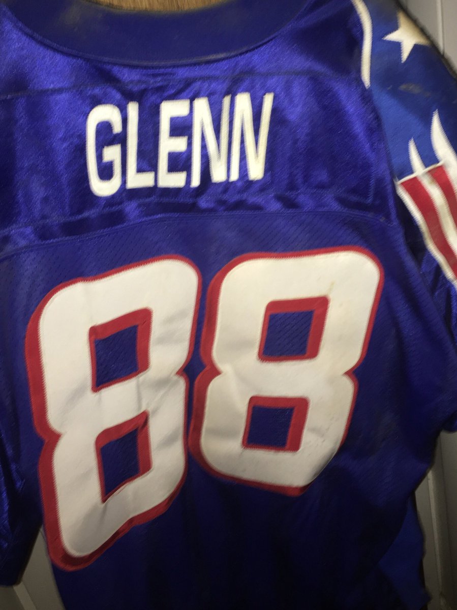 ToddTatro's tweet photo. Sad news about Terry Glenn’s passing. My 1st jersey. He was a great receiver at OSU and the #Pats. He caught Brady’s first TD pass.#RipTG88 https://t.co/MX7UyZEoMJ