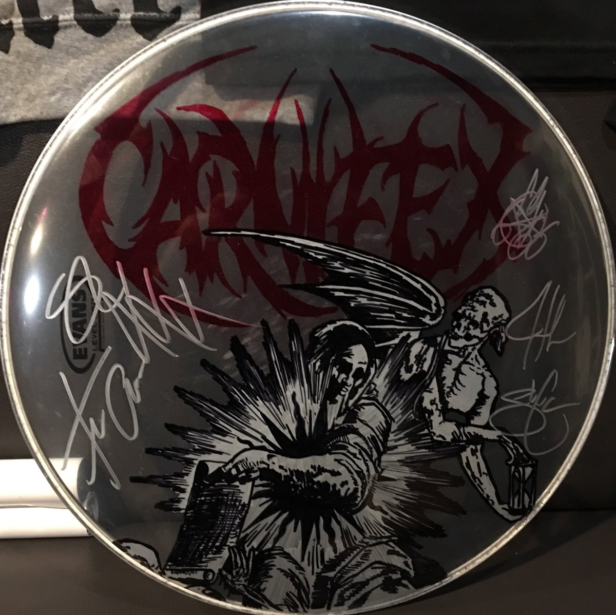 DianaDrummerGrl's tweet photo. A few more drumheads from the #DecadeOfDefilementTour. #Carnifex #✍🏻 #iLikeToDraw🤓 #SharpieArt #MerchTableHangs
*This is not my original artwork. I just like to draw 👌🏻 https://t.co/0WqkTl2Xfe