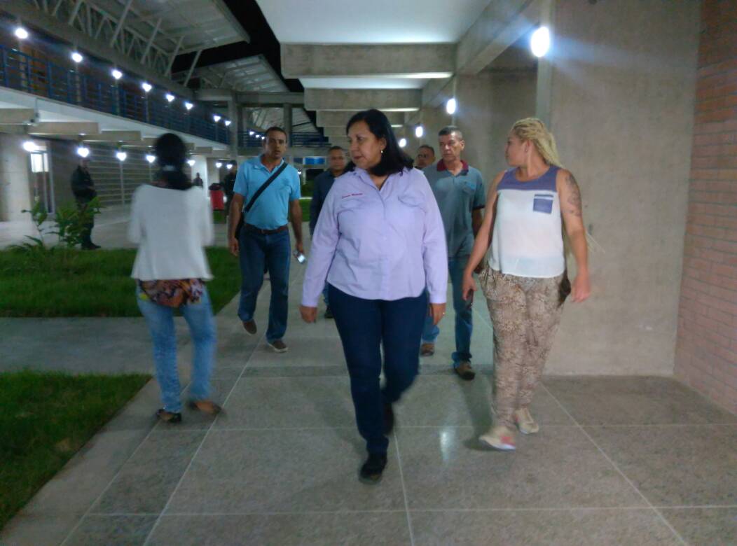 gestionperfecta's tweet photo. Esta noche nos fuimos a las instalaciones de la Universidad Alma Mater, a inspeccionar sus avances. Todo debe quedar en óptimas condiciones para su pronta inauguración! https://t.co/81ayWGK5eM