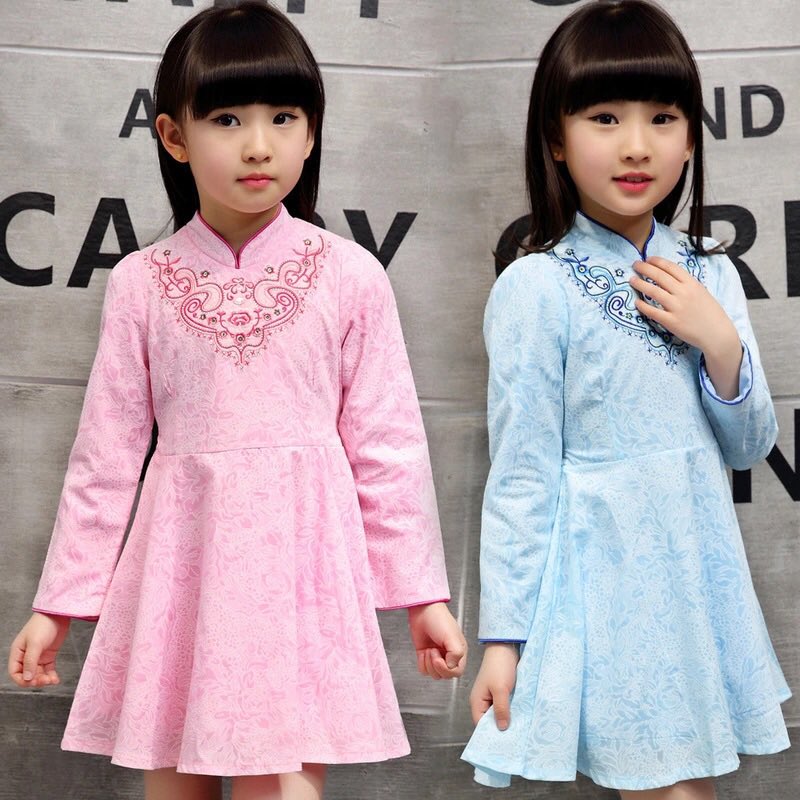 Lily992185166's tweet photo. Children cheongsam https://t.co/ES91S1dmjP