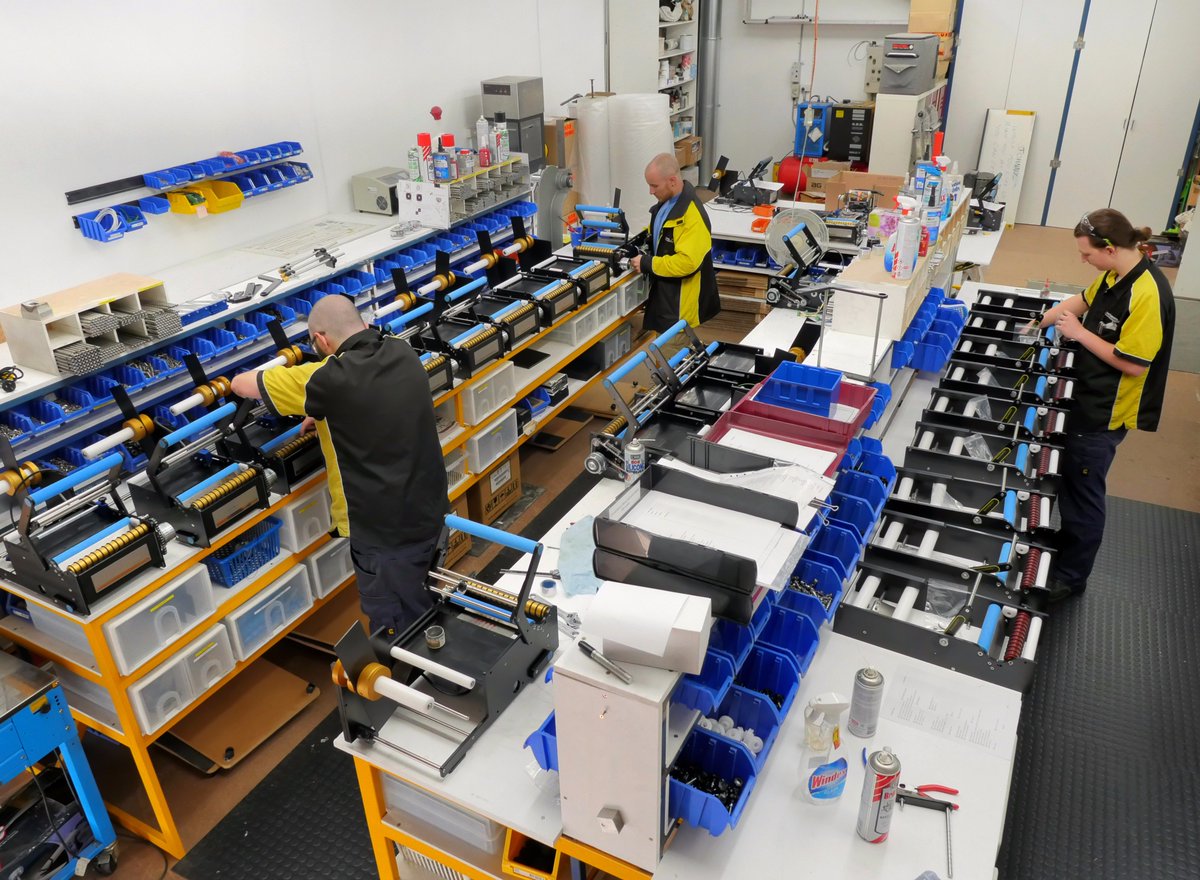 greatengineeri1's tweet photo. Are your Christmas orders getting a bit much? We've got you! We are fully stocked and can ship to you today! #labeling #machine #Christmas https://t.co/ovaKHuOvhs