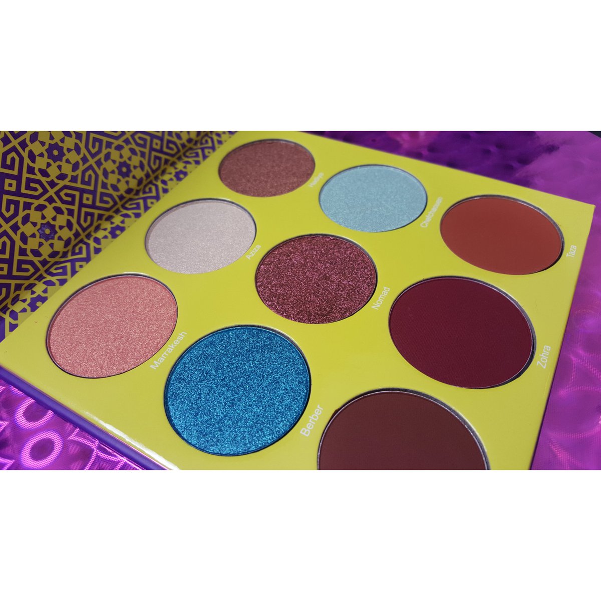 S_personalityyy's tweet photo. Saharan II 😍
@juviasplace always killin the game 👑♀
•
#juviasplace #saharanpalette #saharan #eyeshadowpalette #swatches #shimmershadow #matteshadow https://t.co/5C73kPpARh