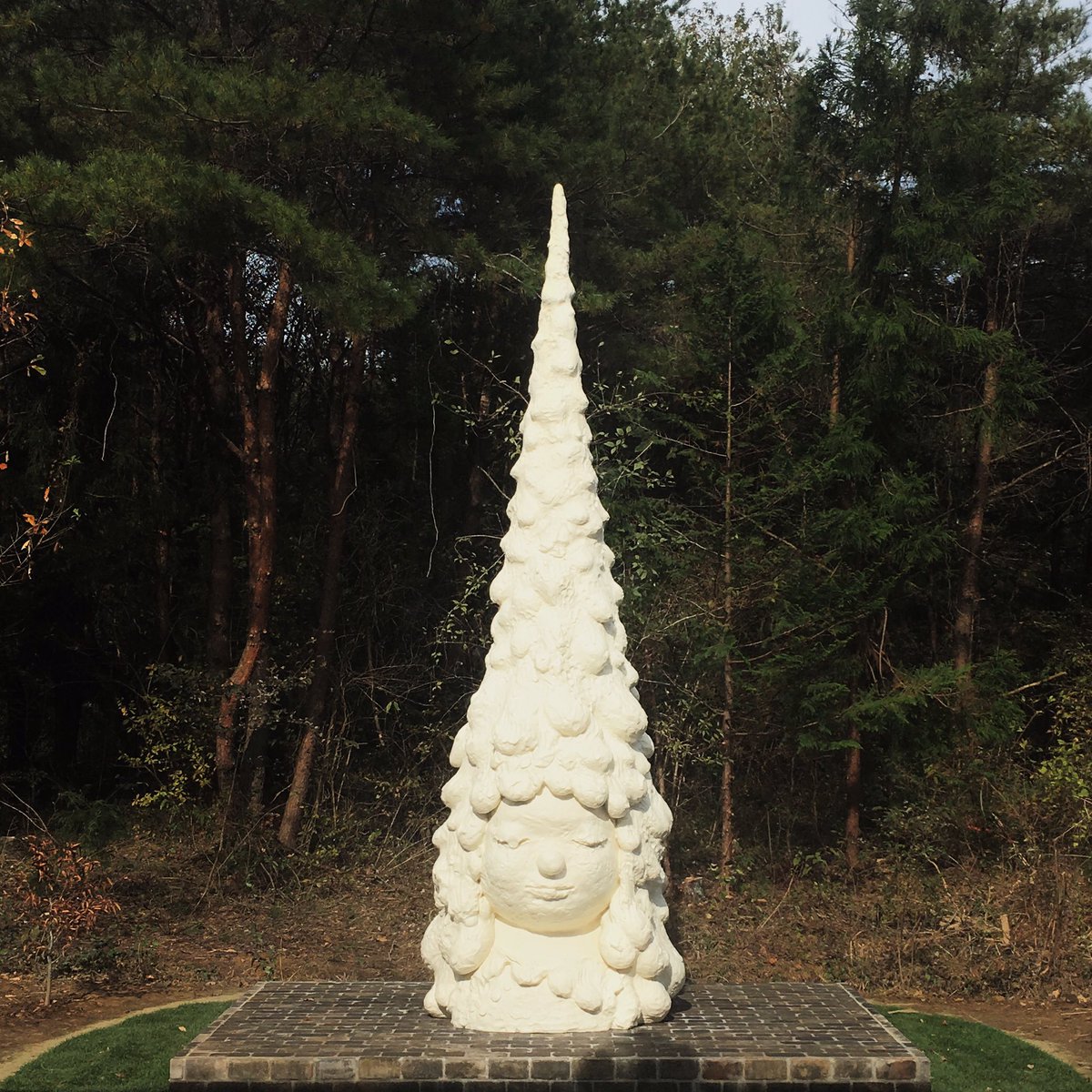 N's YARD内にはモミの木をモチーフにした「森の子」がいます。青森県美