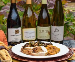 GhostHillWine's tweet photo. Thank you @Fiery01Red for including us in this #Thanksgiving pairings article in @thedailymeal https://t.co/GBNuedztlW
#WVWines #ORWine #Dallas #Texas #TXWine #Thanksgiving2017 https://t.co/DcPTUNXTzu