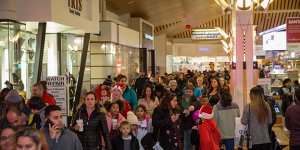 Do you have your Black Friday/Small Business Saturday plans readied? We have the hours of operation, communities participating on Small Business Saturday and other shopping events to help you prepare for the fun/chaos.
blog.visitlakecounty.org/black-friday-s…