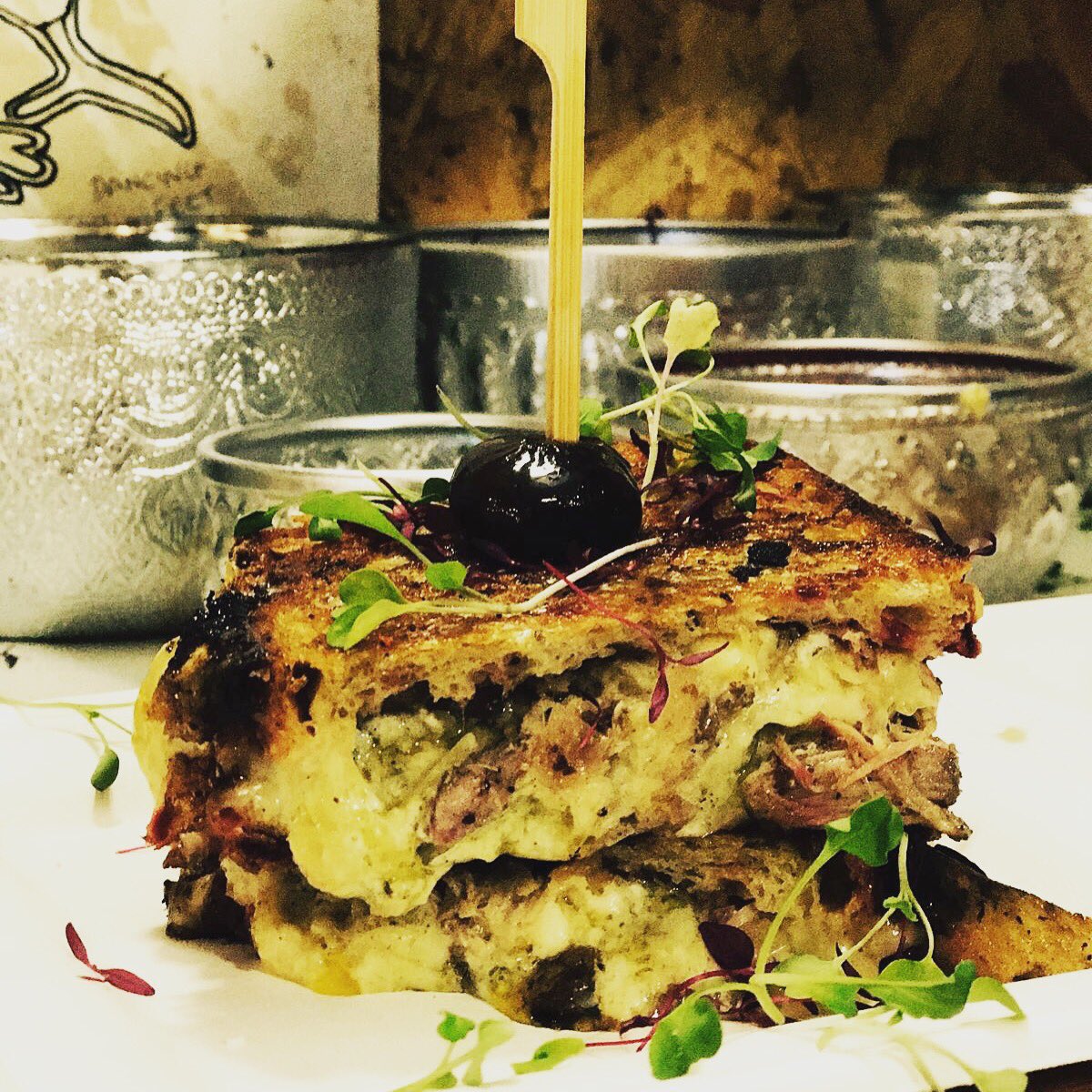 thepulledswine's tweet photo. Grilled blue cheese with Colston Bassett, pear and date jam on beetroot sourdough and pickled balsamic onion! My fave on the menu for our last week @balticmarket 🧀🧀🧀 #grilledcheese #balticmarket #liverpoolfood https://t.co/CAAT9kaY9V