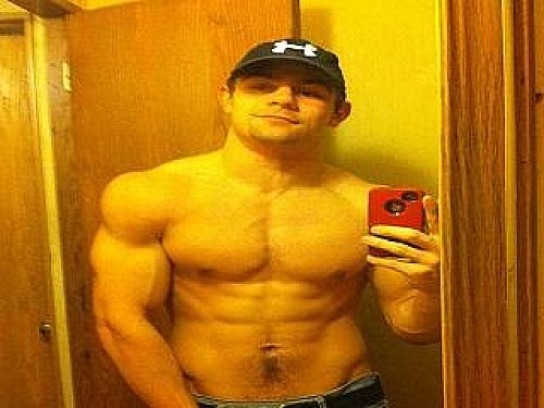 #Gay #MuscleCam Pretty Pete Live! Now at https://t.co/zDbZsDyOz5! https://t.co/pTAQ7DIKjy