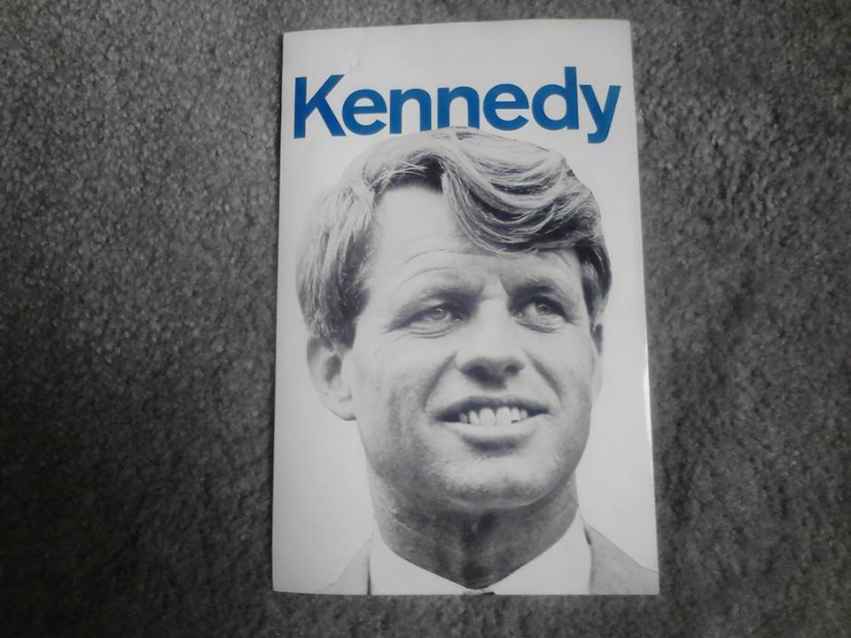 TammiMinoski's tweet photo. Sharing my #Kennedy 1968 handbill in honor of what would have been #RFK's 92nd birthday. This is one of my prized possessions. #RFKBDay https://t.co/Tw3ZNGvil9