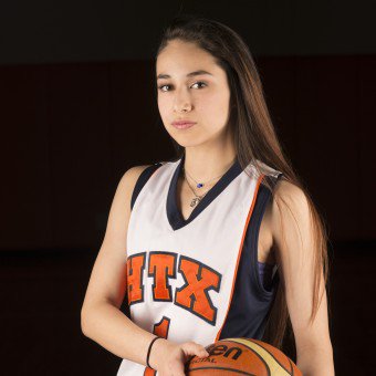 vypehouston's tweet photo. #VerifiedAthlete Spotlight: @AlvinLadyHoops junior guard Andreea Mancha (@_dreee_) is the 'Queen Bee.' #txhshoops #GetVerified |   https://t.co/KYLJM9L0LR https://t.co/BOB0SuW5oT