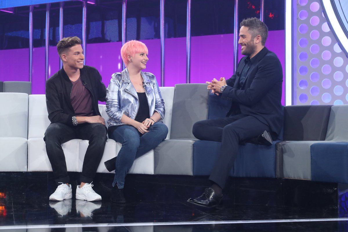 OT_Oficial's tweet photo. ¿Estáis de acuerdo en que Raoul es el mejor compañero de la Academia? #OTGala4 https://t.co/AE16zNLpzW