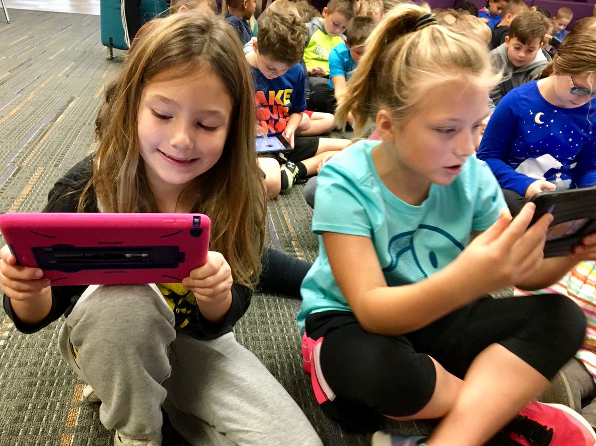 SCLaraKruse's tweet image. 2nd graders CODING! #starssc #LPSleads @LibertyNorthEIP @ShoalCreekStars #futureprogrammers