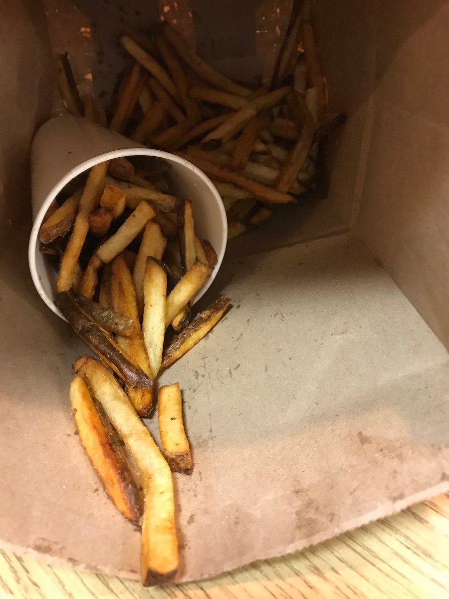bkwrm26's tweet photo. Sometimes you just need fries and a burger!! https://t.co/QrjXSKcio4