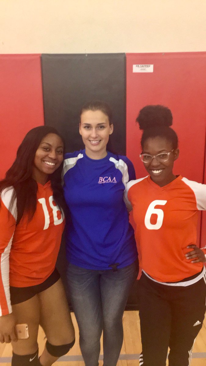 I’m so proud of having the opportunity to coach these two beautiful and talented ladies! My two All-Stars repped Piper well tonight ❤️🏐 can’t wait to see where life takes you both! #BengalNation #PiperPride