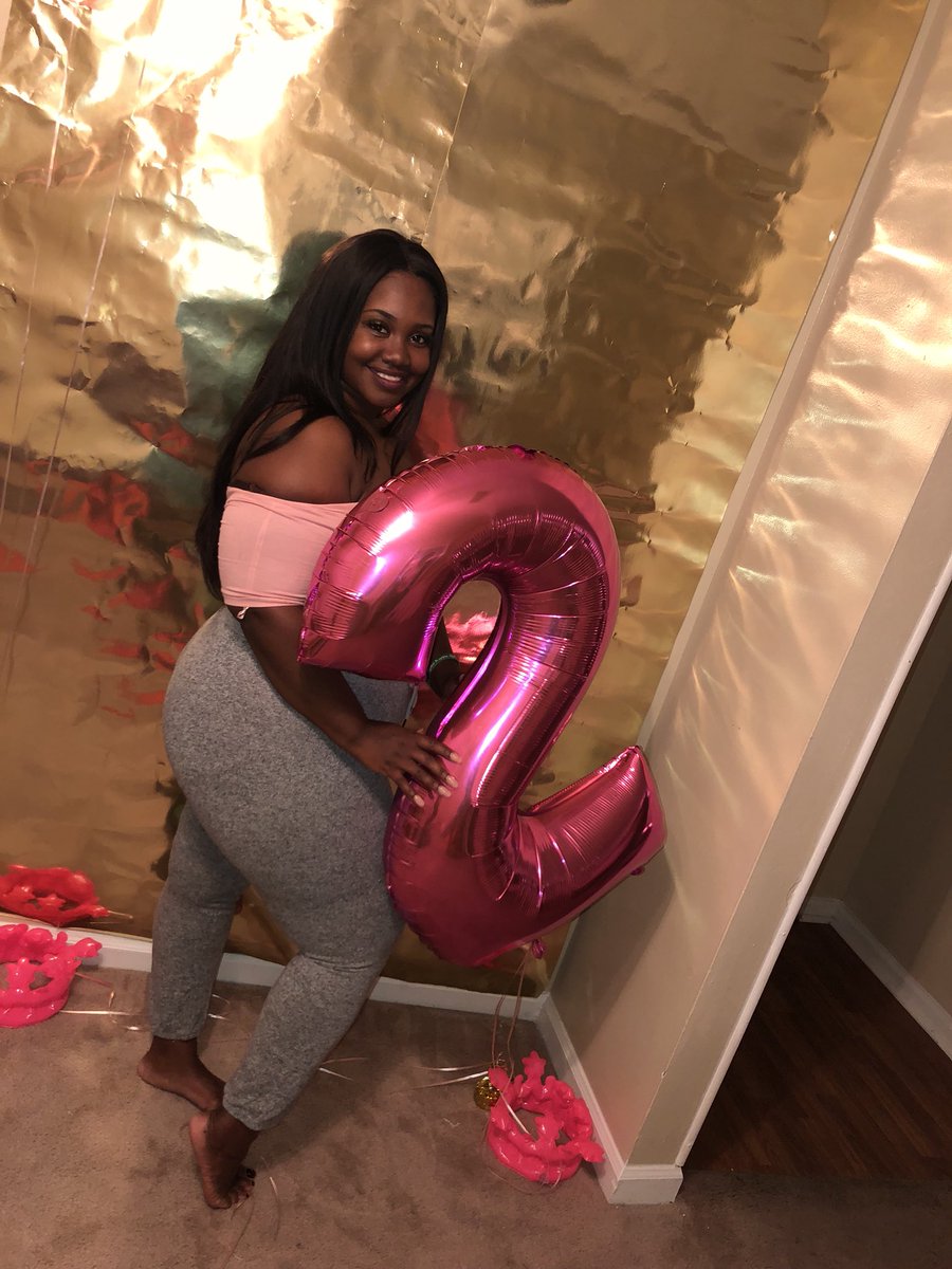 thoughtsbytonib's tweet image. i️ couldn’t imagine being anything other than PHIRST .... supreme turns two ✌🏾💕💚 #betapi #myasu