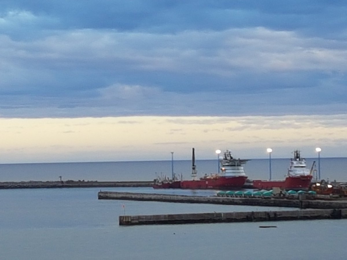 cmhoil's tweet image. #ARASanJuan Buques petroleros en acción  en CRD @todonoticias