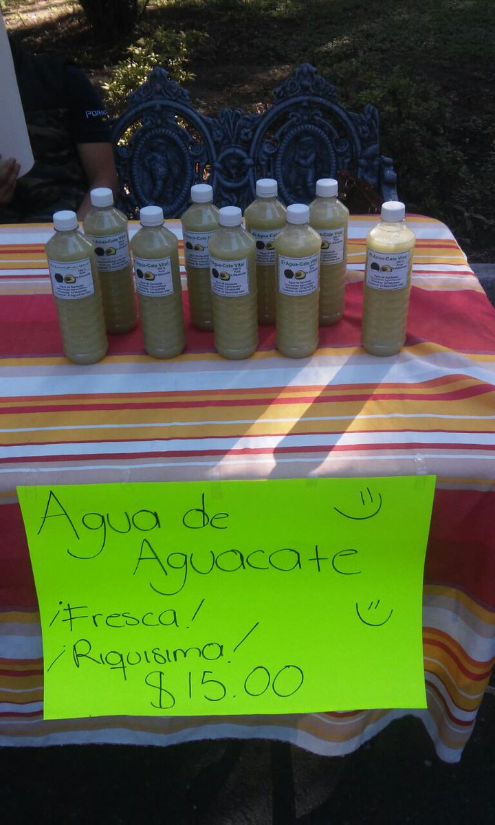 FcoLenarduzzi96's tweet photo. Presentacion Innovación agronomica, equipo proyecto agua de aguacate.
Parque agua azul 
@agorajavier 
@javierdealba4s https://t.co/uGiF5cz09d